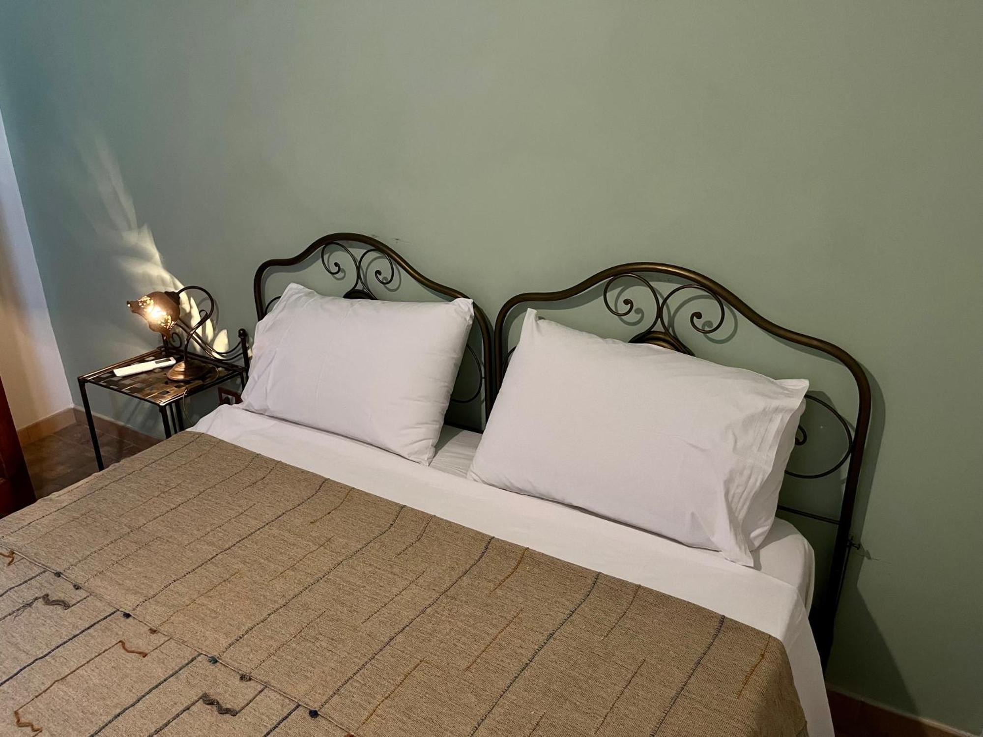 Agriturismo Serre 圣亚加塔·迪·米利特 外观 照片