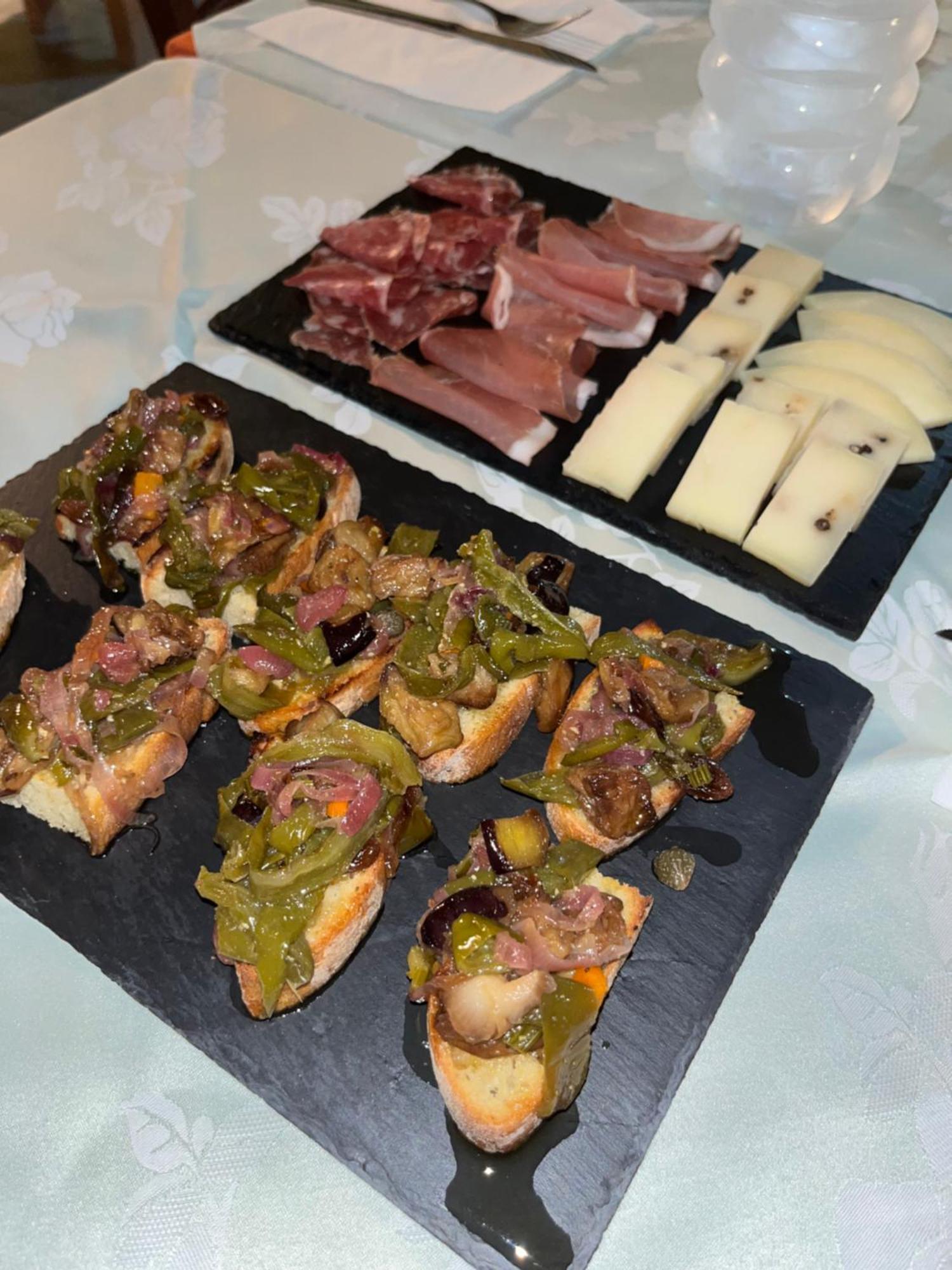 Agriturismo Serre 圣亚加塔·迪·米利特 外观 照片